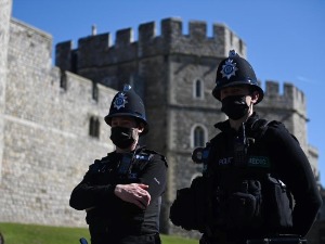 Пет упада у Виндзор ове године, следи велико преиспитивање обезбеђења британске краљице