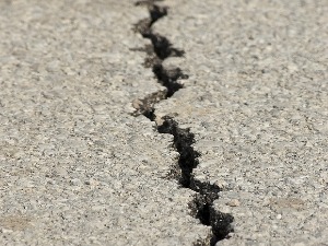 Најмање 15 повређених у снажном земљотресу у Кини