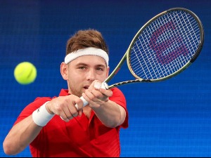 Крајиновић савладао Табила, Лајовић предао Гарину