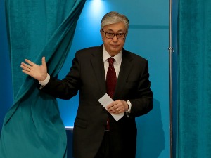 Председник Казахстана прихватио оставку владе након протеста због цене горива