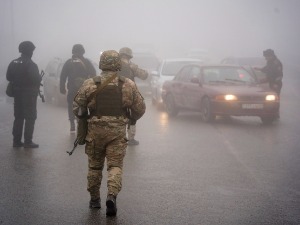 Војска контролише све прилазе Алматију, пуцњава у предграђу