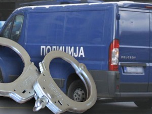 Рума, звао полицију и претио да ће запалити бензинску пумпу