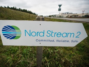 Лавров: Гасовод "Северни ток 2" показао да Берлин нема економску слободу