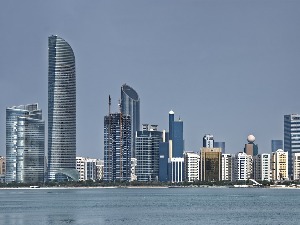 Хути тврде да су извели напад на Емирате, у Абу Дабију истражују узрок два пожара