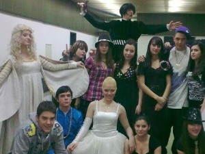 Приђи ближе: Грозница суботње вечери