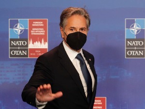 Блинкен одобрио балтичким државама слање оружја у Украјину