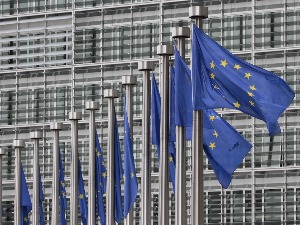 Савет ЕУ упозорио Русију на "огромне последице војне агресије"