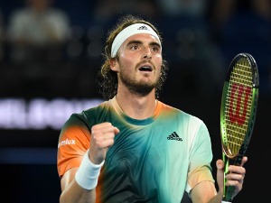 Циципас после преокрета и три и по сата игре савладао Фрица