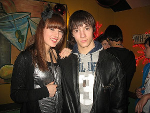 Приђи ближе: Цео свет је позорница