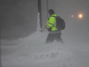 Снимци леденe мећаве у Америци, метеоролози упозоравају на бомбогенезу