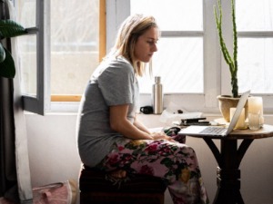 Иронија судбине – трудној новинарки са Новог Зеланда помогли талибани које је раније критиковала