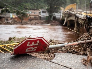 Поплаве и клизишта паралисали Сао Пауло - 18 погинулих, 500 породица без крова над главом