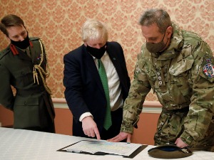 Џонсон најављује санкције за Москву, има поруку и за "руске мајке"