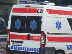 Страдао мушкарац након што је на њега пало стабло у Меленцима код Зрењанина