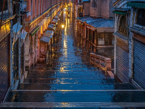 	Компас - Венеција  