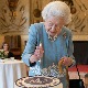 Елизабета слави јубилеј уз торту и поруку: Желим да Камила буде краљица када Чарлс постане краљ