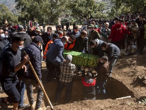 Последњи опроштај од малог Рајана, гробље премало за стотине ожалошћених