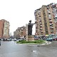 Косовска Митровица, каменицама гађали аутомобиле из возила са заставом ОВК