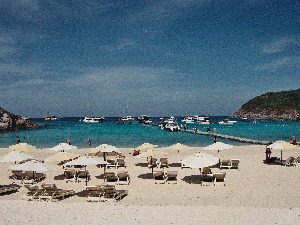 У Тајланду ломе копља око мегапројекта који би променио светску трговину