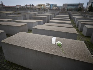 Зашто су се Роми и Синти који су преживели Холокауст одлучили на вишедеценијско ћутање