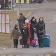 РТС у Пољској: Хиљаде избеглица дневно стигне у Пжемисл, пола милиона чека да оде из Лавова