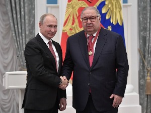 САД: Санкције против Пескова, Усманова...