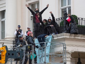 Драма прекопута Aмбасаде Републике Србије у Лондону