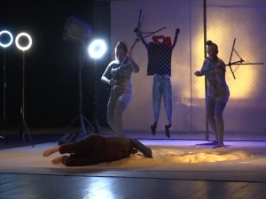 О мигрантској кризи кроз „Стварање човека" у лесковачком театру