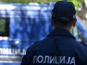 Бачен Молотовљев коктел на клуб у Београду, ухапшене три особе