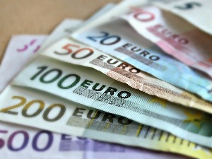 Хиљаде случајева фалсификованог новца на Косову и Метохији