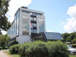 Кнежевић: За антиејџинг третмане школовао сам се ван Србије