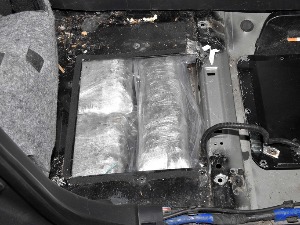 У бункеру возила пронађено више од 40 килограма дроге, троје ухапшених