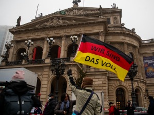 Зашто је демократија у кризи