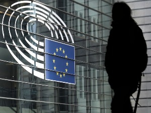Билчик: Надам се да ће одлуке Србије одражавати европске тежње