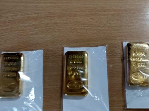 Градина, ухапшен италијански држављанин са џеповима пуним злата