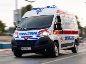 Аутобус ударио у зид тунела на Црквинама, двоје студената и возач повређени