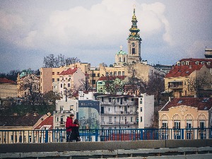 Београд: Дојаве о бомбама на мостовима, у тржним центрима, "Водоводу"