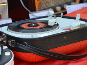 	Игла на винилу - Adriano Celentano 