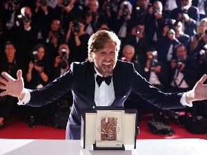 „Троугао туге" добитник Златне палме у Кану