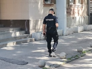 Поново дојаве о бомбама у школама у Србији