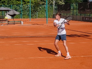 Хуманитарни тениски турнир "ФЕФА Опен" прикупио 300,000 динара