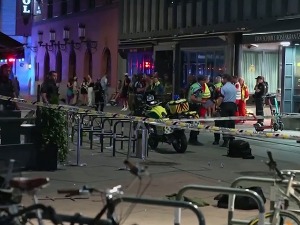 Терористички напад у ноћном клубу у центру Осла, има мртвих и рањених