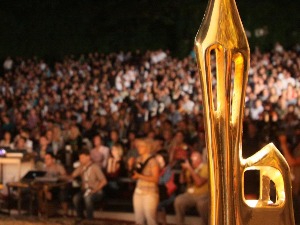 Душан Ковачевић и Мишел Азанависијус - добитници признања Фестивала Палић