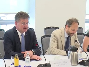 Лајчак се састао са представницима парламентарне опозиције
