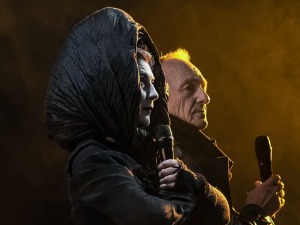 67. Стеријино позорје: Позориште у кризи