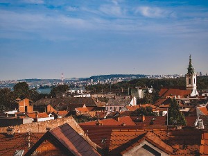 Данас топлије и предах од пљускова, у петак и суботу обилна киша