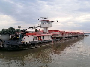 Спречено кријумчарење преко шест тона нафте