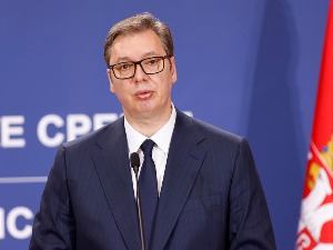 Вучић: Четири кандидата за премијера, просечна плата до краја године већа од 710 евра