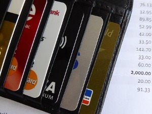Од августа банке поскупљују услуге – шта ћемо све плаћати
