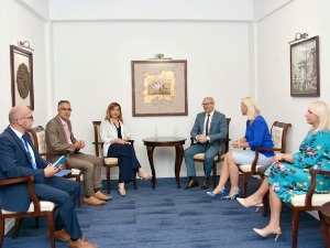 Ракић са шефицом УНМИК-а: Дијалог нема алтернативу